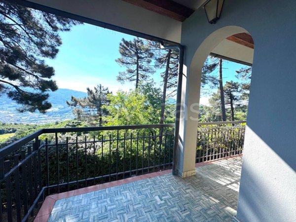casa indipendente in affitto a Vaiano in zona Schignano