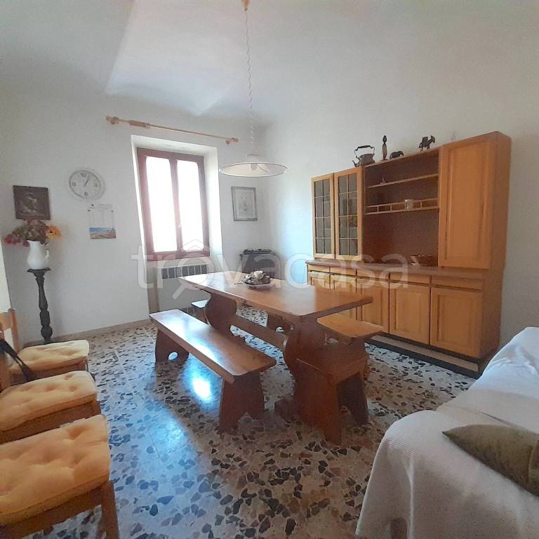 appartamento in affitto a Vernio in zona San Quirico