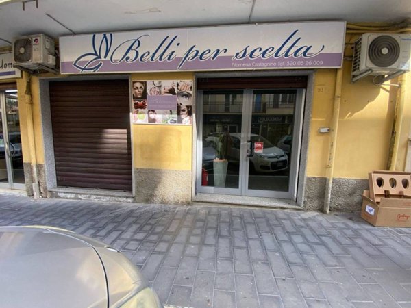 negozio in affitto a Crotone