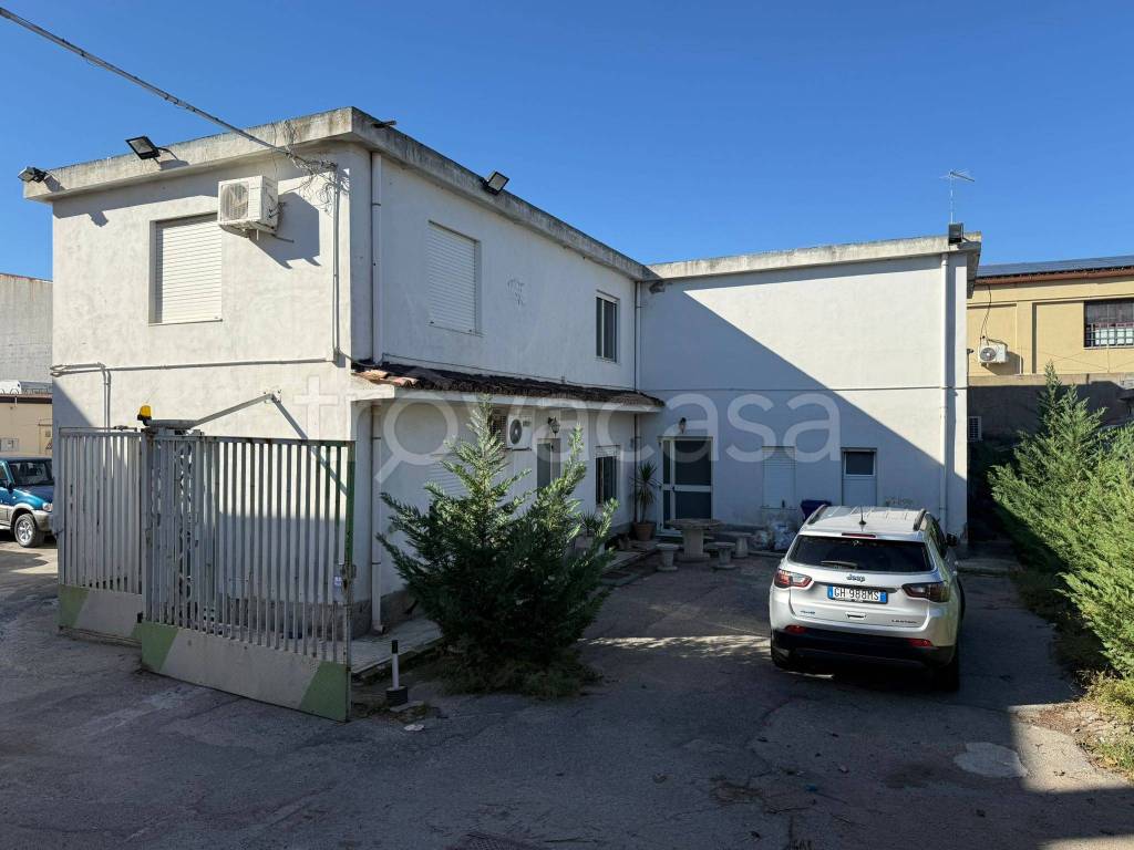 ufficio in affitto a Crotone in zona Centro Città