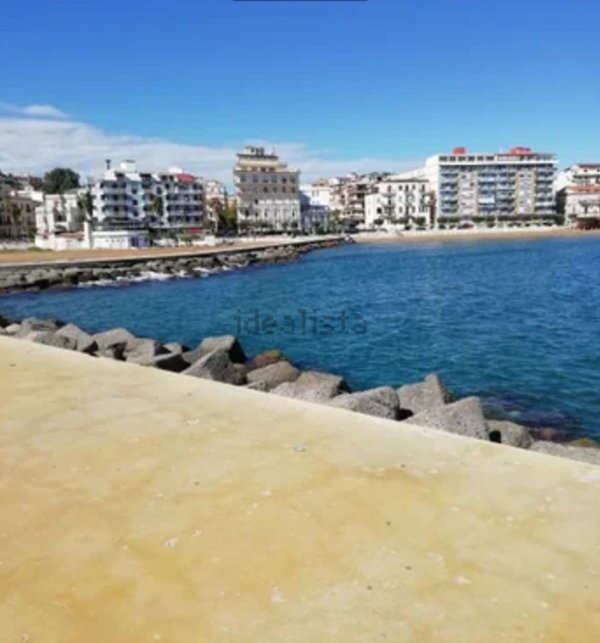 appartamento in affitto a Crotone in zona Città Vecchia