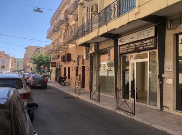 locale di sgombero in affitto a Crotone in zona Centro Città