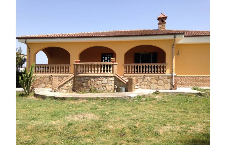 casa indipendente in affitto a Crotone