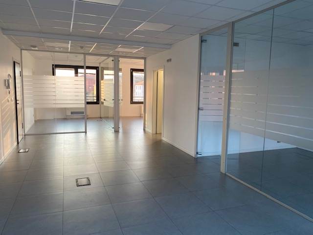 ufficio in affitto a Cutro in zona San Leonardo