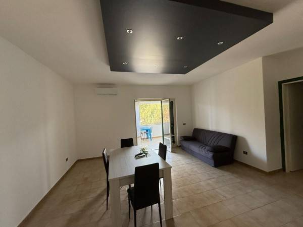 appartamento in affitto ad Isola di Capo Rizzuto in zona Le Castella