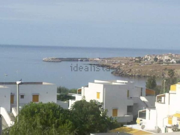 appartamento in affitto ad Isola di Capo Rizzuto in zona Le Castella
