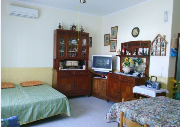 appartamento in affitto a Strongoli in zona Marina