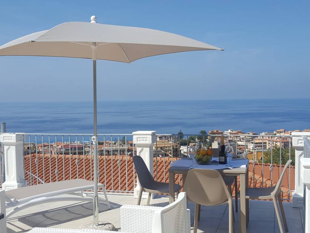 appartamento in affitto a Tropea