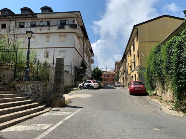 trivano in affitto a Vibo Valentia