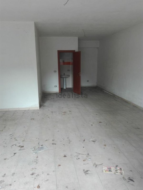 ufficio in affitto a Vibo Valentia in zona Vibo Marina