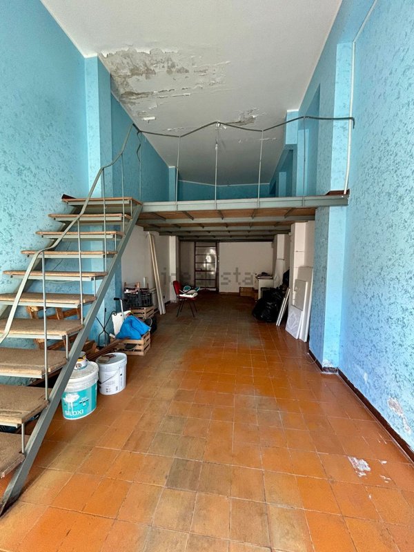 locale commerciale in affitto a Vibo Valentia