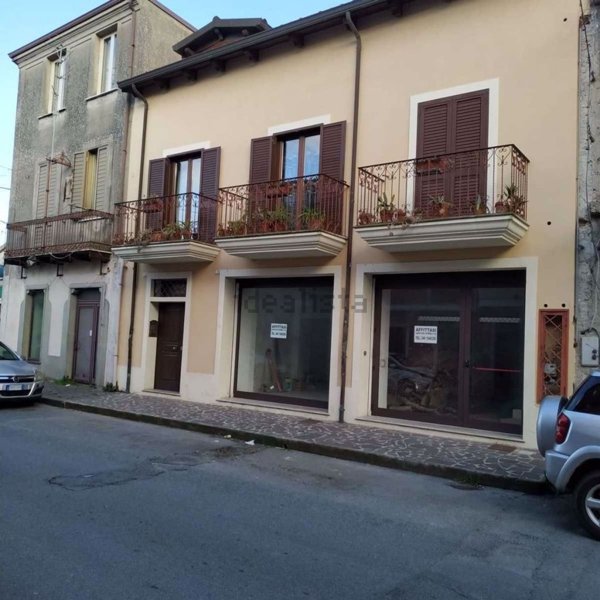 locale commerciale in affitto a Vibo Valentia in zona Centro Città