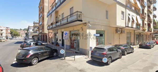 locale commerciale in affitto a Vibo Valentia