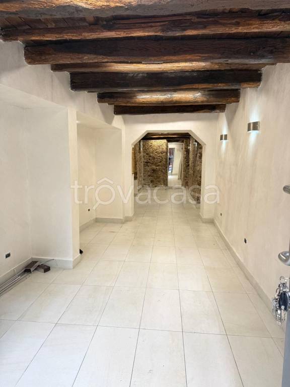 locale commerciale in affitto a Vibo Valentia