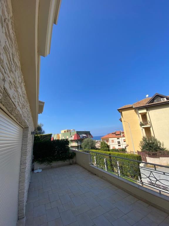 appartamento in affitto a Vibo Valentia in zona Vibo Marina