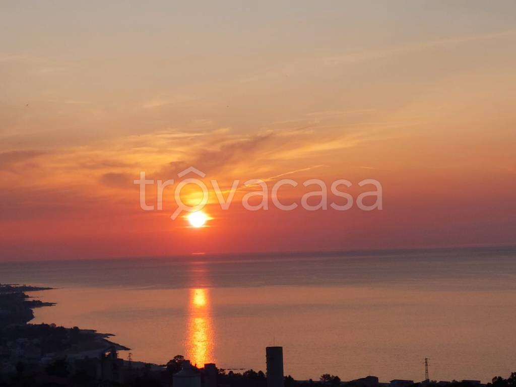 appartamento in affitto a Vibo Valentia in zona Longobardi