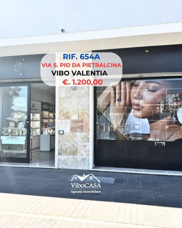 locale commerciale in affitto a Vibo Valentia in zona Centro Città
