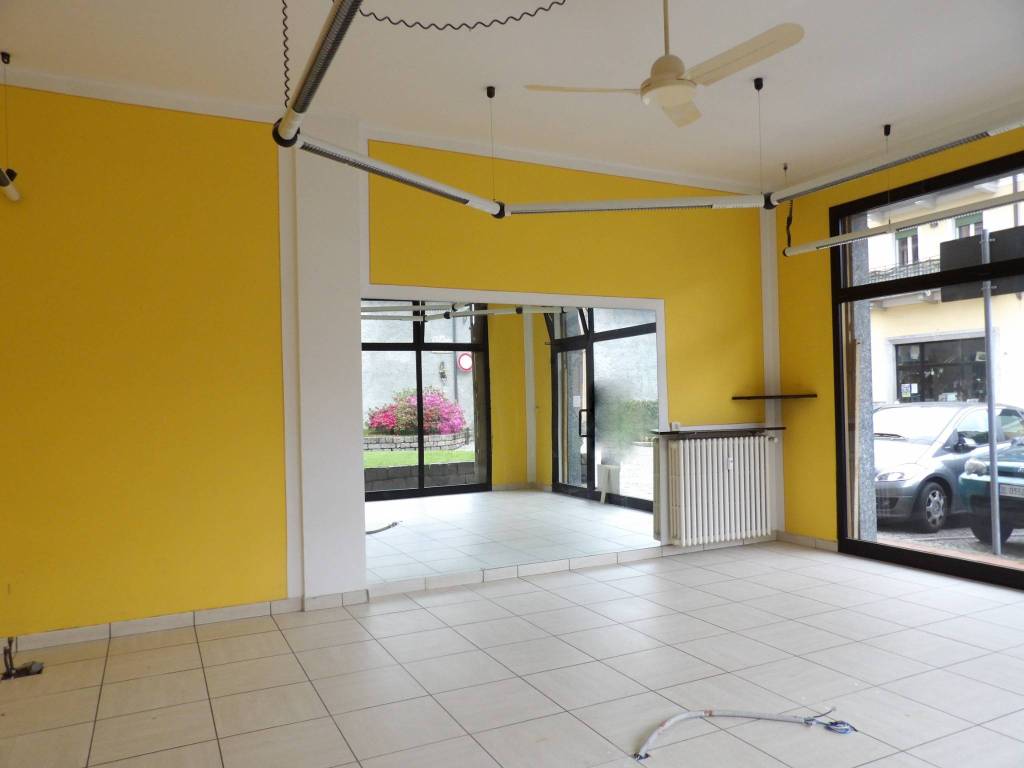 negozio in affitto a Baveno