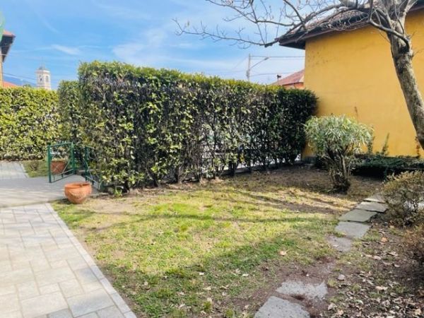 appartamento in affitto a Baveno in zona Feriolo