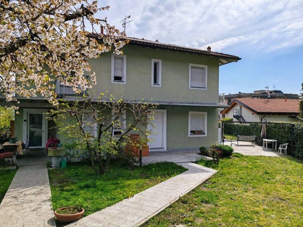 appartamento in affitto a Baveno