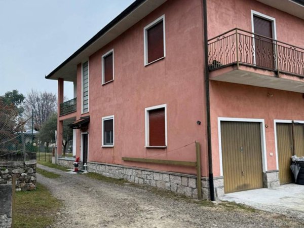 appartamento in affitto a Baveno in zona Oltrefiume