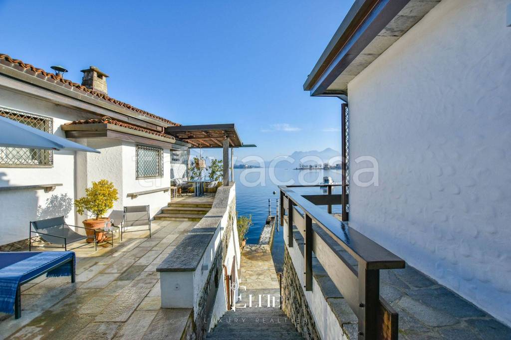 casa indipendente in affitto a Baveno
