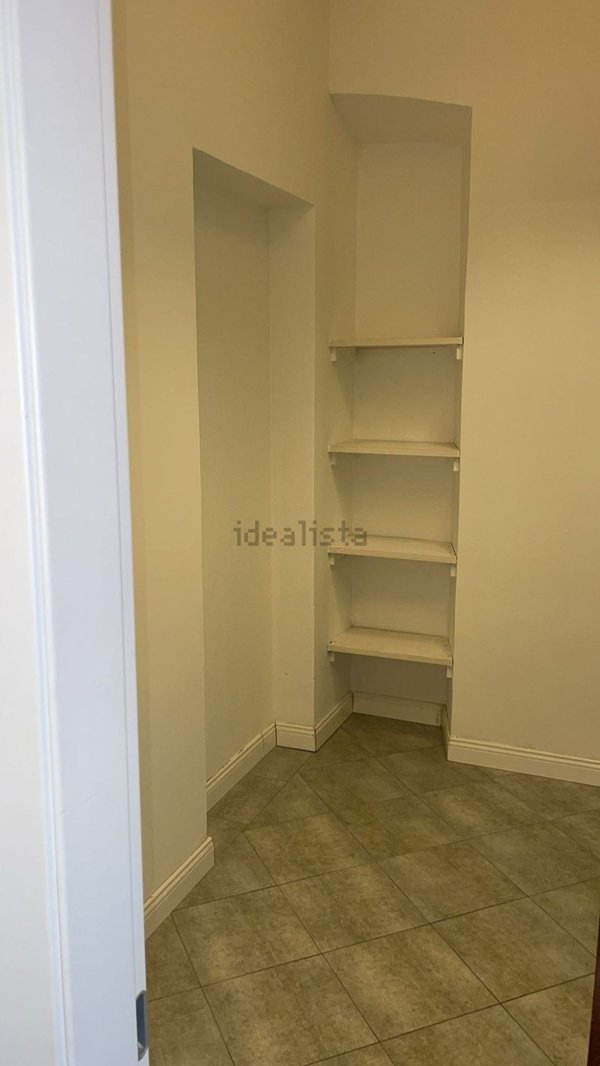 ufficio in affitto a Baveno