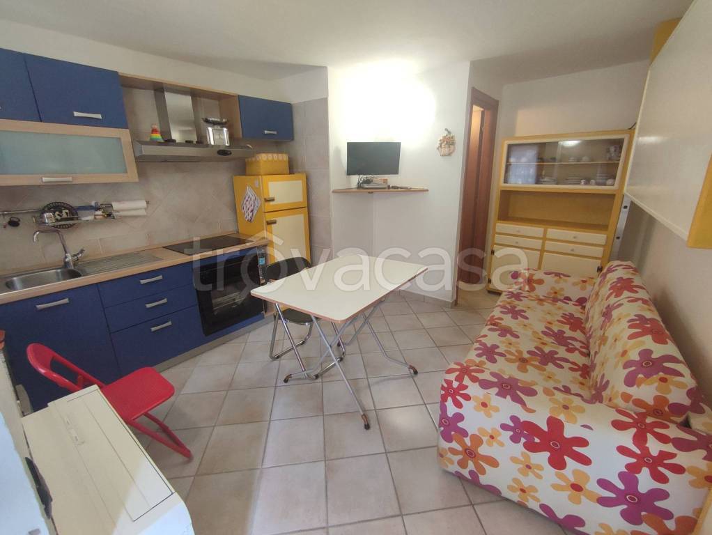 appartamento in affitto a Baveno in zona Romanico