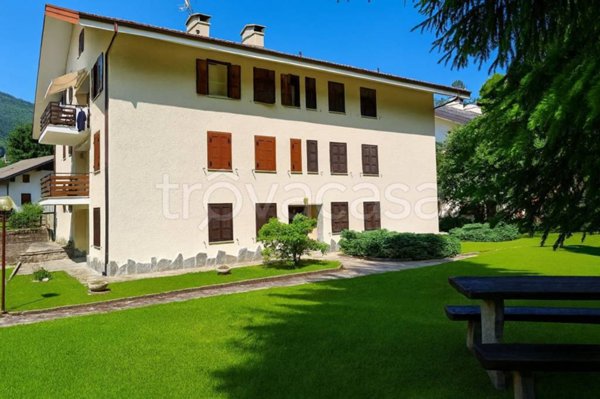 appartamento in affitto a Craveggia in zona Prestinone