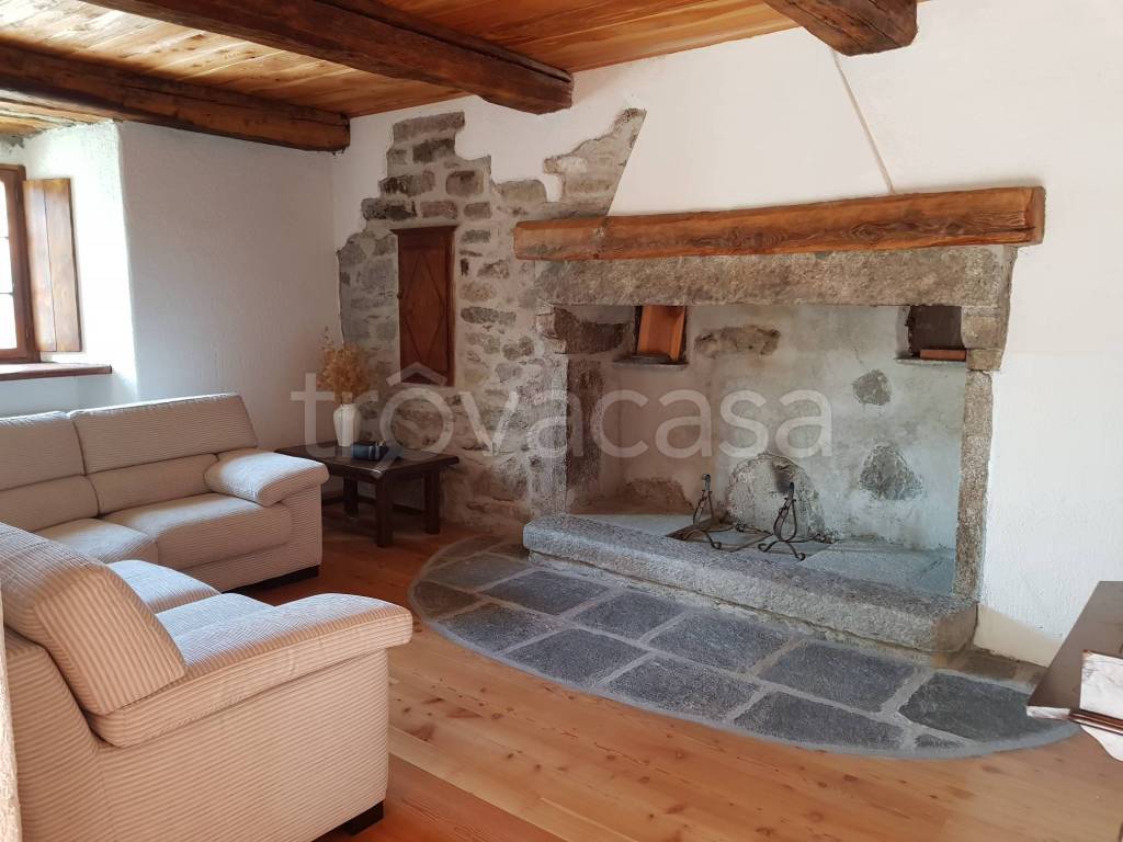 appartamento in affitto a Crodo in zona Mozzio