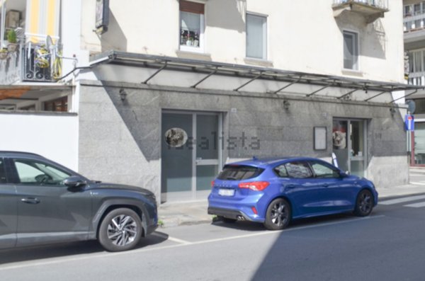 locale commerciale in affitto a Domodossola