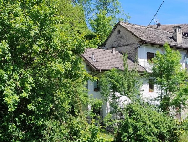casa indipendente in affitto a Domodossola
