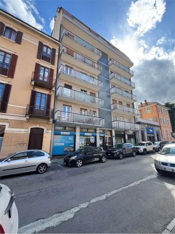 negozio in affitto a Domodossola in zona Calvario