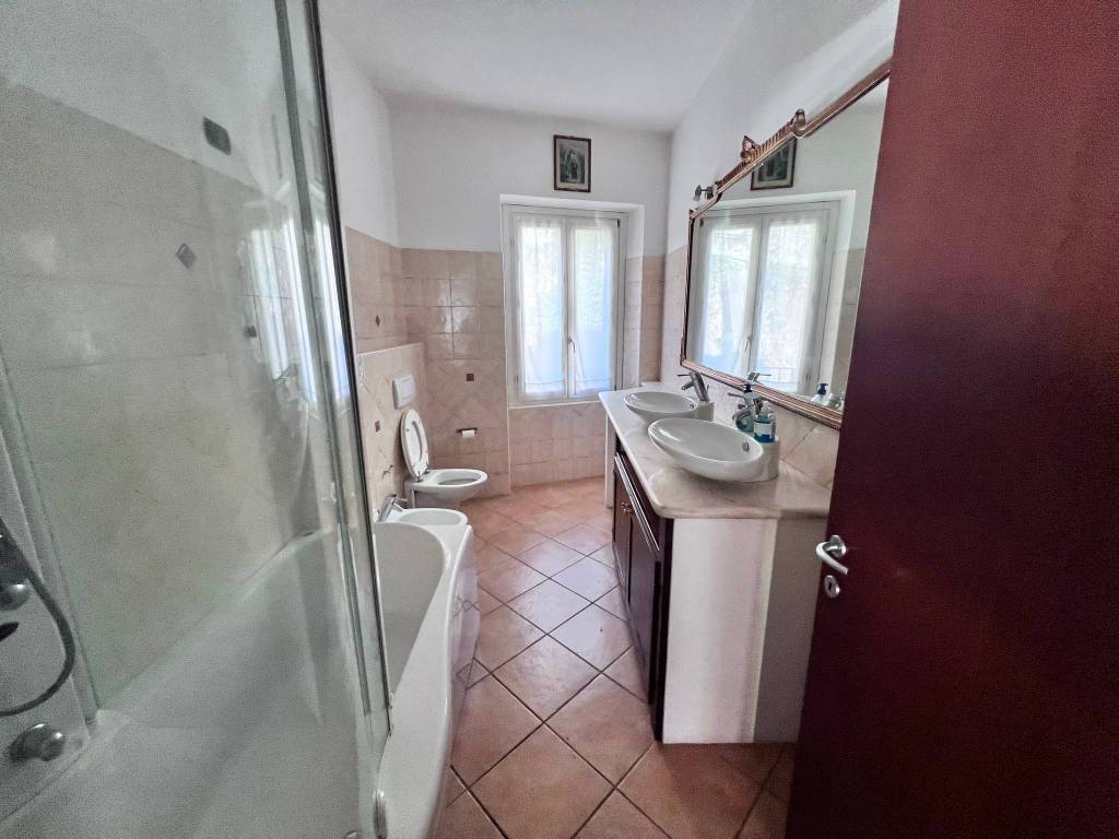 appartamento in affitto a Ghiffa