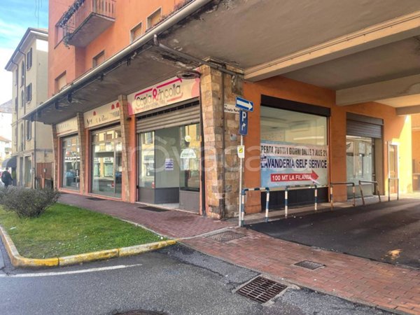 negozio in affitto a Gravellona Toce