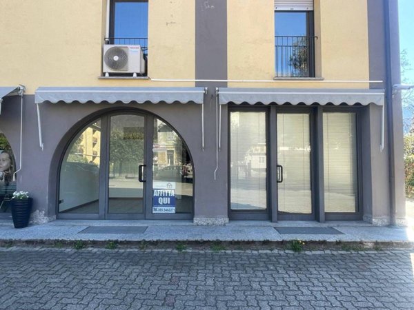 negozio in affitto a Gravellona Toce