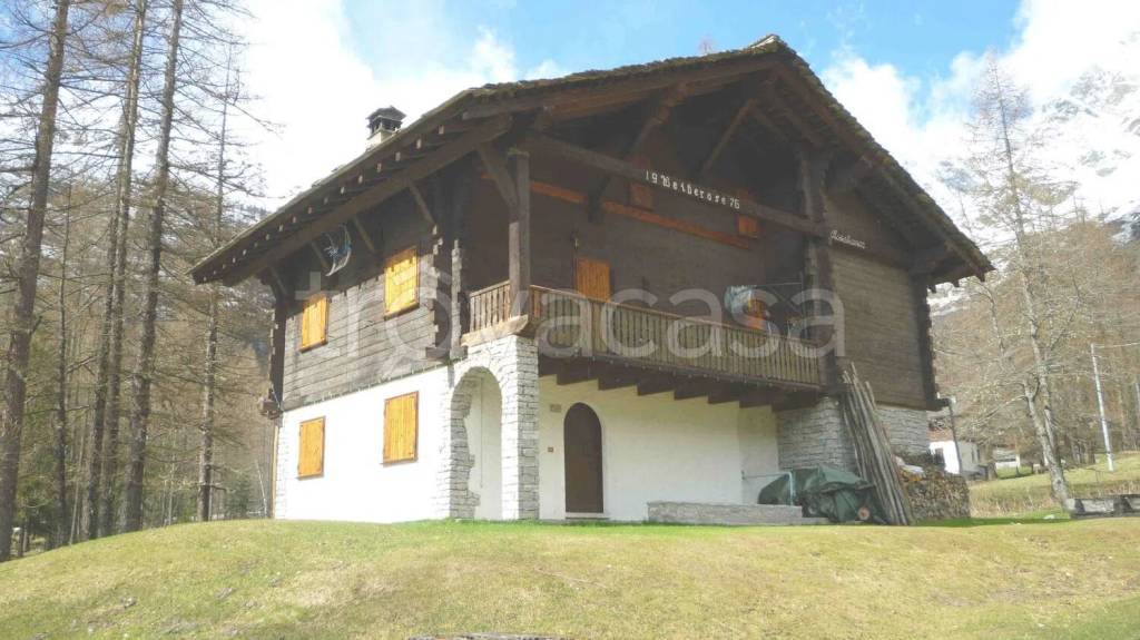appartamento in affitto a Macugnaga in zona Pecetto