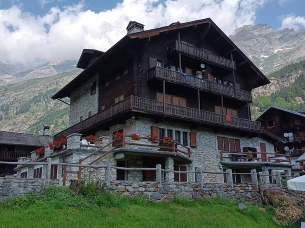 appartamento in affitto a Macugnaga in zona Staffa