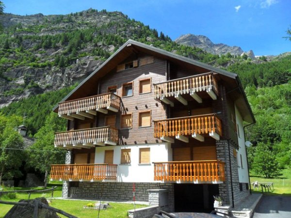appartamento in affitto a Macugnaga in zona Pecetto