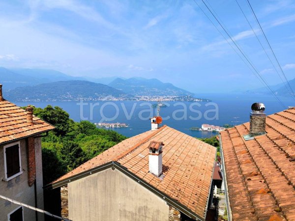 appartamento in affitto a Stresa in zona Someraro