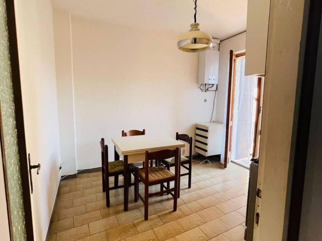 appartamento in affitto a Stresa in zona Levo