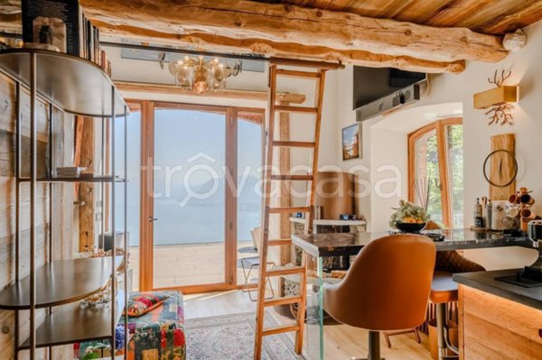 bivano in affitto a Stresa