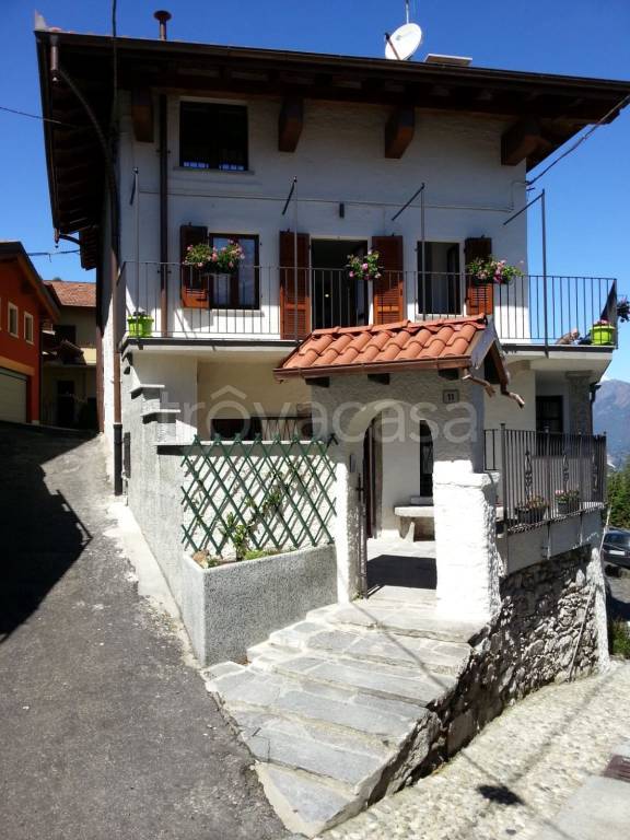 casa indipendente in affitto a Stresa