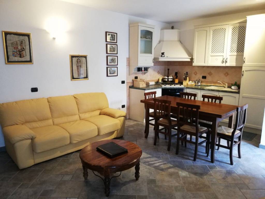 appartamento in affitto a Stresa