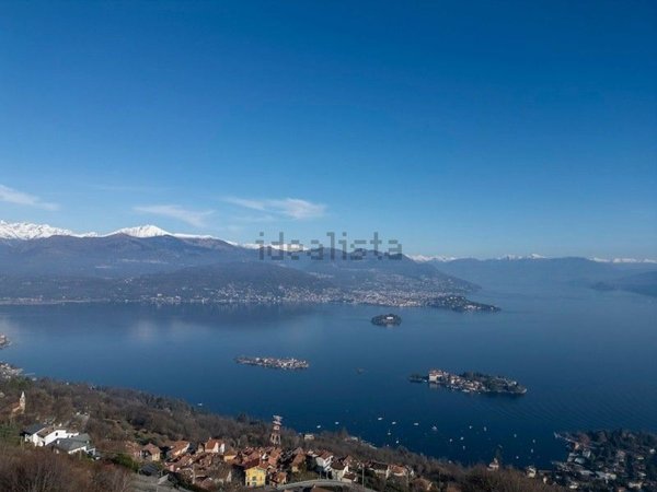 casa indipendente in affitto a Stresa