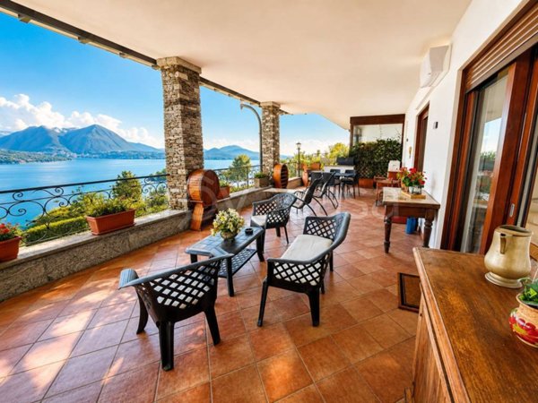 appartamento in affitto a Stresa in zona Someraro