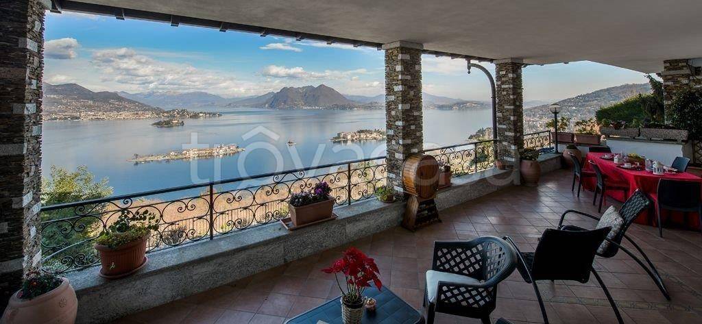 appartamento in affitto a Stresa in zona Someraro