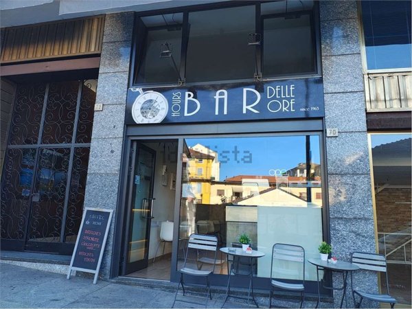 negozio in affitto a Verbania in zona Intra