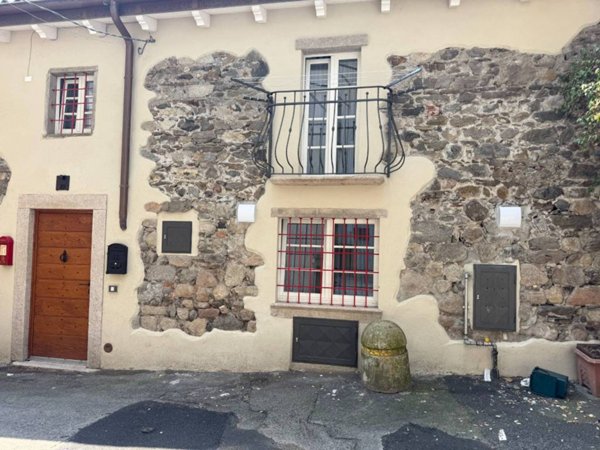 appartamento in affitto a Verbania in zona Suna