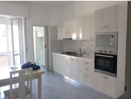 appartamento in affitto a Verbania in zona Cavandone